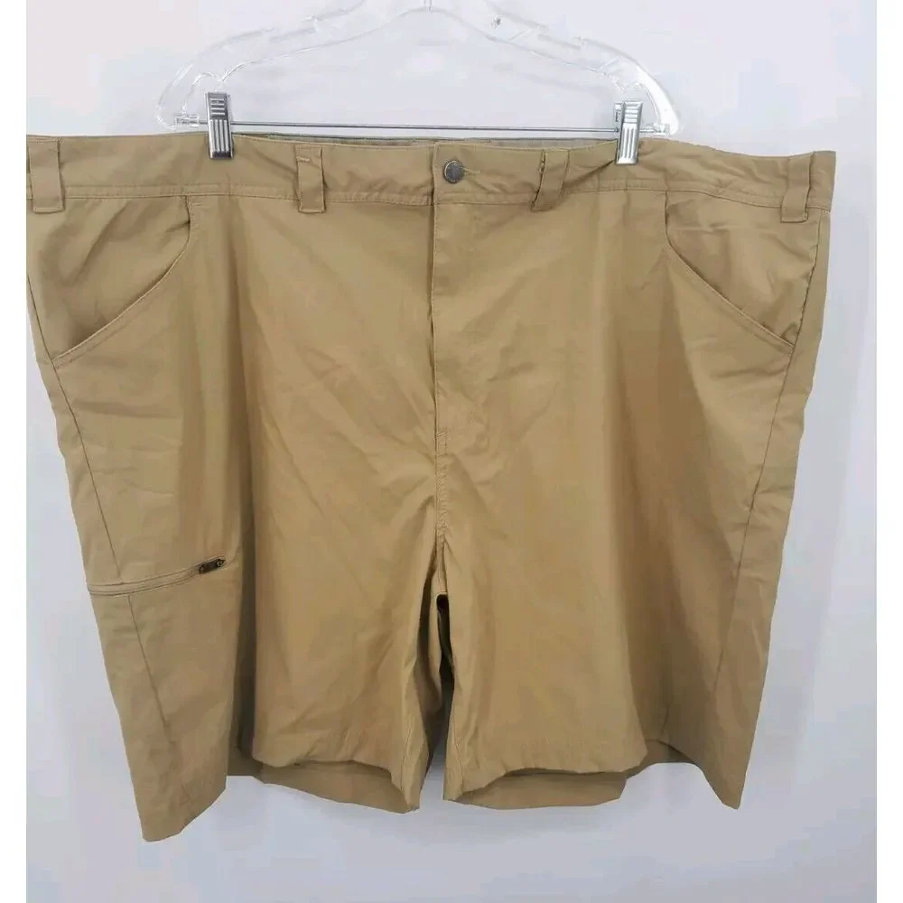 Columbia Tan Hiking Shorts Men's Size 52 Inseam 8 Inches Pockets Lightweight